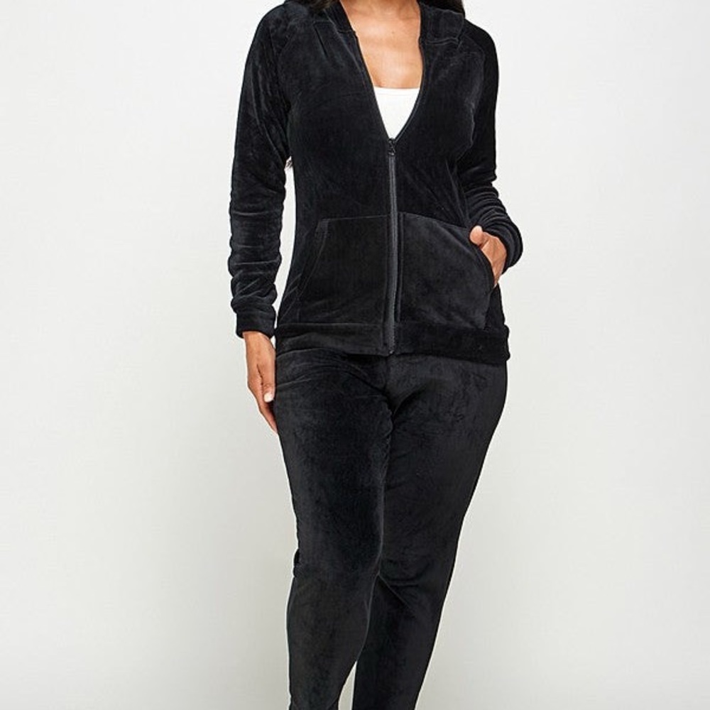 Two Piece Velour  - Black